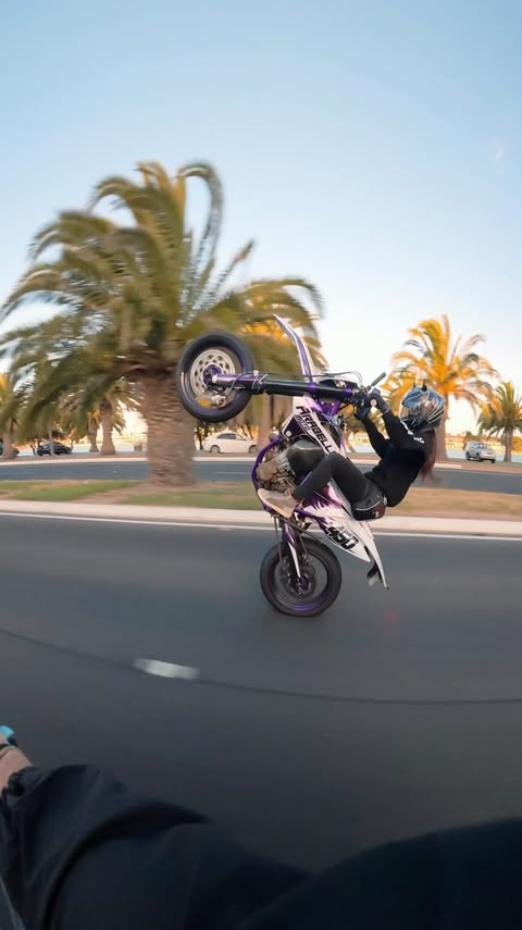 Instagram post by @arabella_moto for RAVEN Moto. Caption reads: [...] to the website soon 🫶
Gloves from....