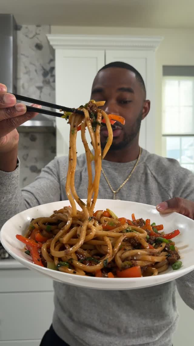 Instagram post by @onestopchop_ for Blue Apron. Caption reads: New Year, New you still?! It’s time to be....
