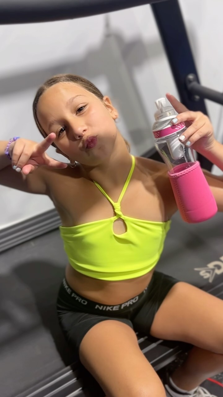 Instagram post by @miabelle_perez for Cirkul. Caption reads: Working hard and staying hydrated with....