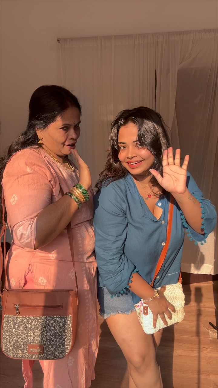 Instagram post by @keerthishrathah for Mamaearth. Caption reads: Amma edition 😉 A brunch date with her ❣️ 
Comment....
