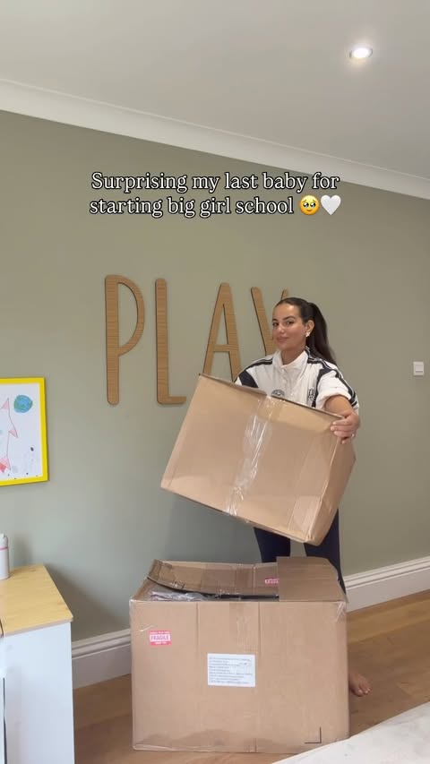 Instagram post by @niicolecorrales for Little Tikes. Caption reads: [...] absolutely loving the new....