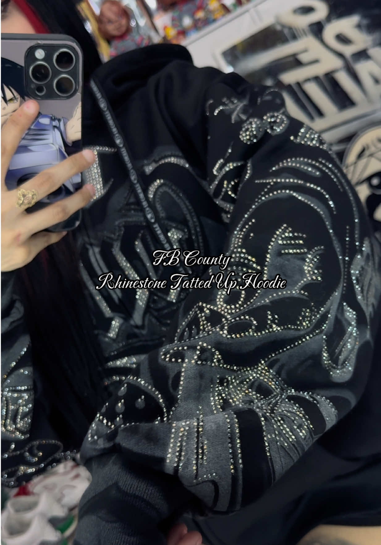 TikTok post by @paoo_xo for FB COUNTY CLOTHING. Caption reads: [...] County #fyp #fypage #fbcounty....