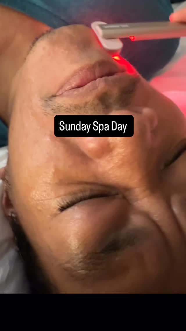 Instagram post by @belleinsquares for Solawave. Caption reads: Sunday is Spa Day with the Solawave 4 in 1....