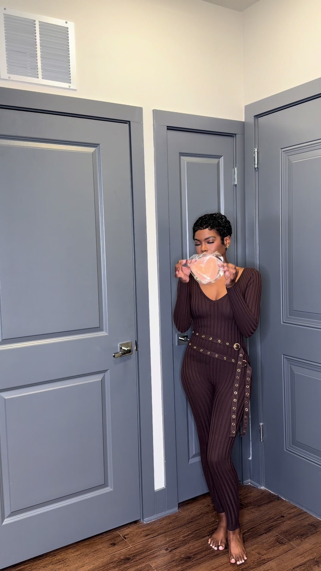 TikTok post by @jasmine.tiaraa for Boomba. Caption reads: [...] off! I’m just so in love with these....