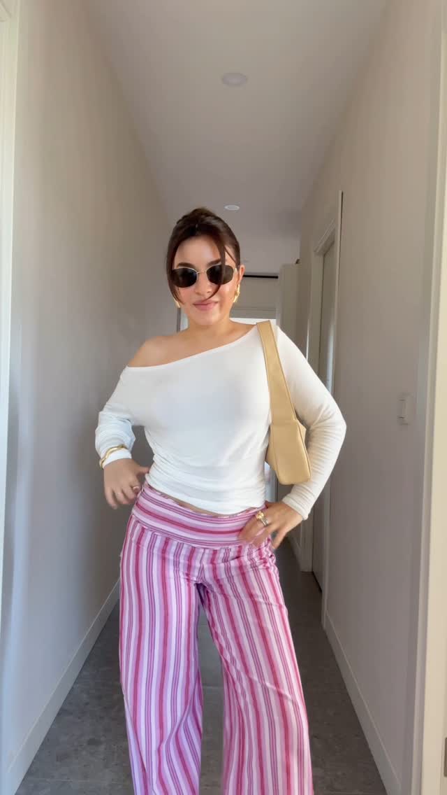 Instagram post by @ozgessaglam for Michael Kors. Caption reads: ay nası olmusum😋🤭💘💘bluzum @merli.officiall....