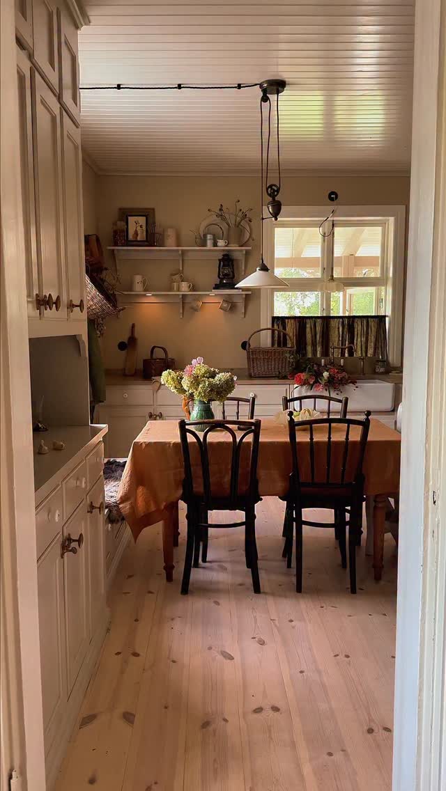 Instagram post by @snickargladjen for Ellos. Caption reads: Ad for @ellosofficial - Introducing our next....