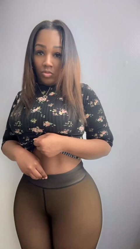 Instagram post by @teshiaboo for SheCurve. Caption reads: I love cute and cozy!!! Thankyou @shecurve_inc....