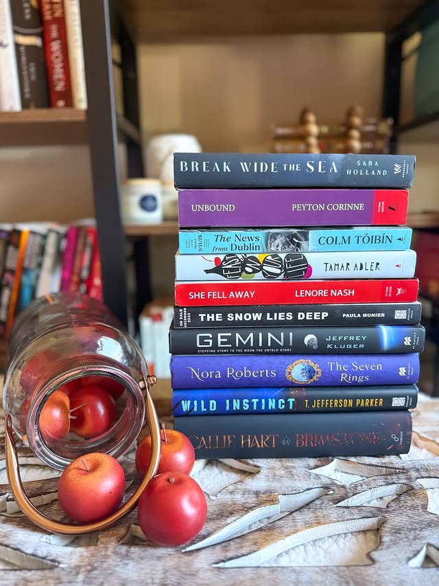 Instagram post by @jb_loves_books for Wednesday Books. Caption reads: || 𝗕𝗢𝗢𝗞 𝗠𝗔𝗜𝗟 𝗠𝗢𝗡𝗗𝗔𝗬 ||

Thank you to....