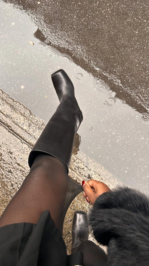 Instagram post by @tracyxvalentine for Sheertex. Caption reads: Dancing through life thanks to @sheertex ’s....