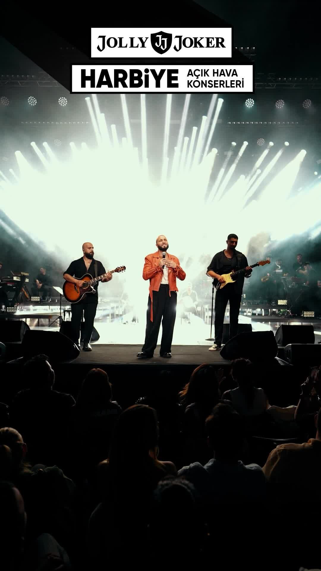 Instagram post by @jollyjoker for Paribu. Caption reads: 🎤 Paribu Sunar: Jolly Joker Harbiye Açık Hava....