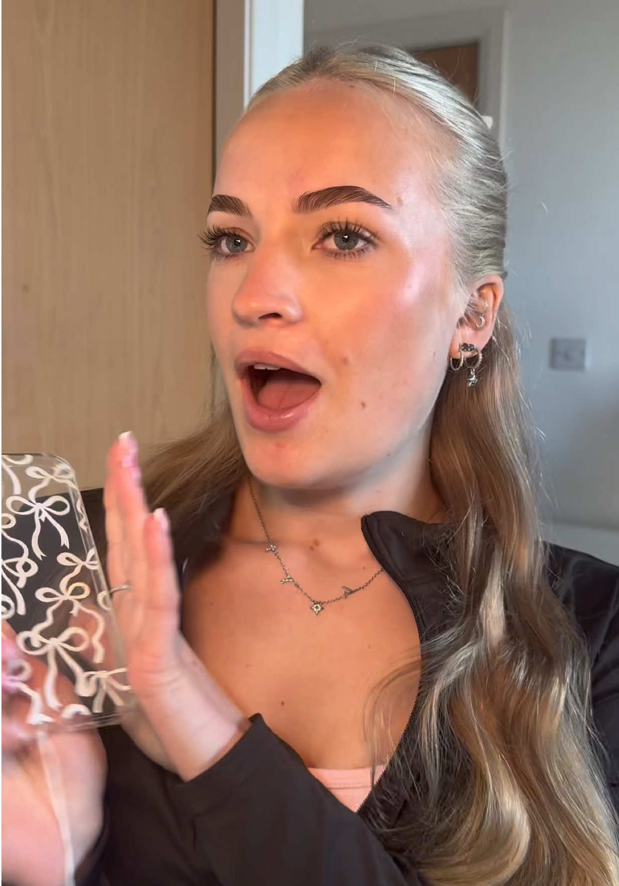 TikTok post by @diaryoffrancine for Skinnydip London. Caption reads: don’t be like me ❤️‍🩹 #phonecase #shockproof....