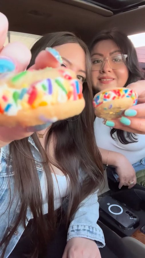 Instagram post by @hangrylatinas for Original Crumbs. Caption reads: These Chubbies from @originalcrumbs are the....