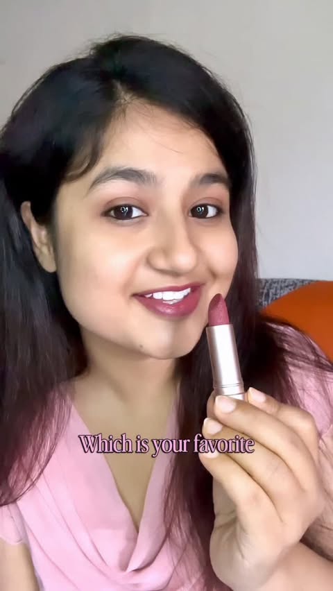 Instagram post by @miss_bose26 for Kay Beauty. Caption reads: [...] #HydraCremeLipstick #ItsKayToBeYou....