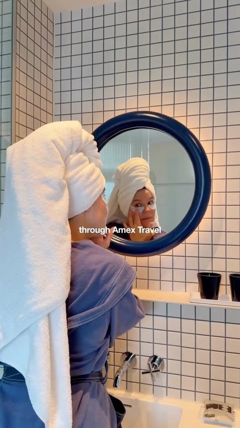 Instagram post by @haylsa for American Express. Caption reads: My new favourite hotel in Melbourne....