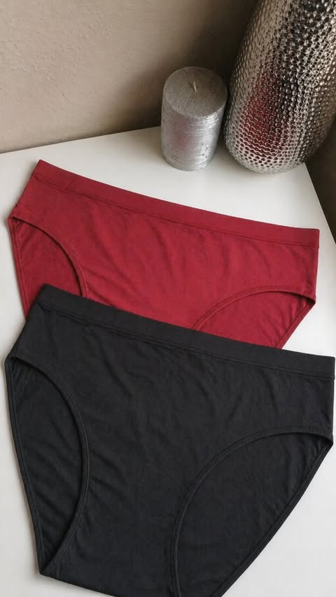 Instagram post by @alissa.denae for MeUndies. Caption reads: [...] 😍 I’ve been living in these from MeUndies....
