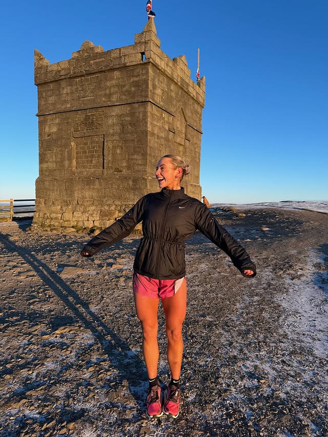 Instagram post by @runwithliss for Nike. Caption reads: [...] get outside 🌿🏃🏼‍♀️

AD I took my new....