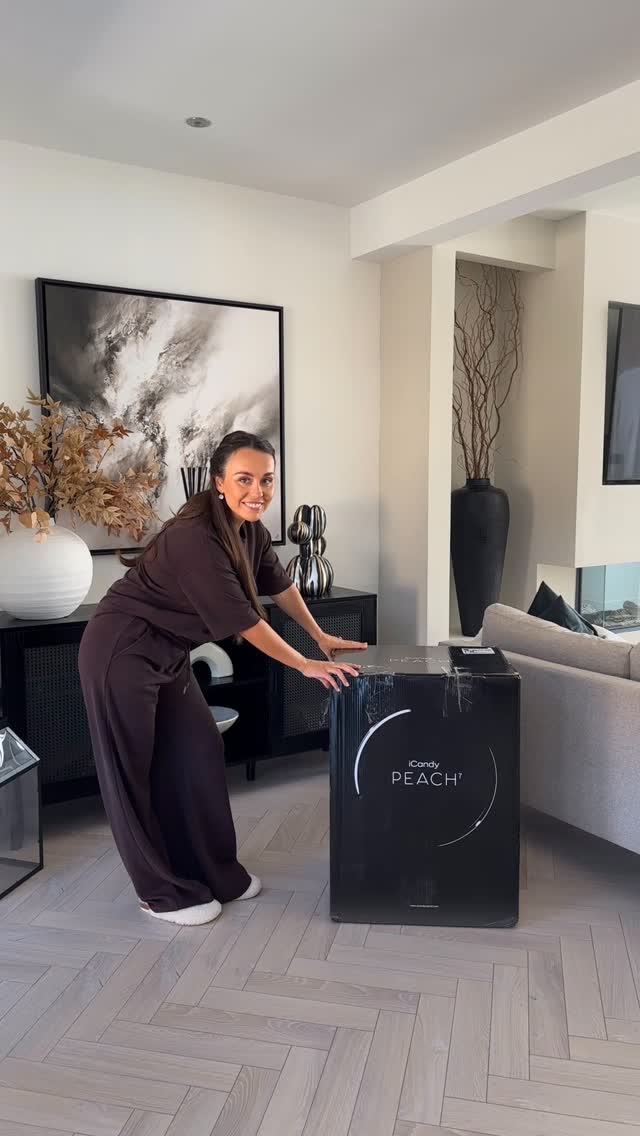 Instagram post by @the_homeonvioletstreet for iCandy World Belgium. Caption reads: I can’t quite believe that this is my post🥹

It....