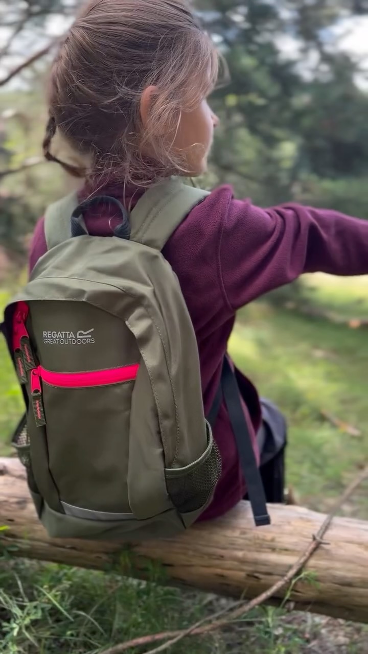 Instagram post by @glowacka_michalina for Regatta. Caption reads: 👧🏼 „Mamo, a dziś idziemy w góry czy do....