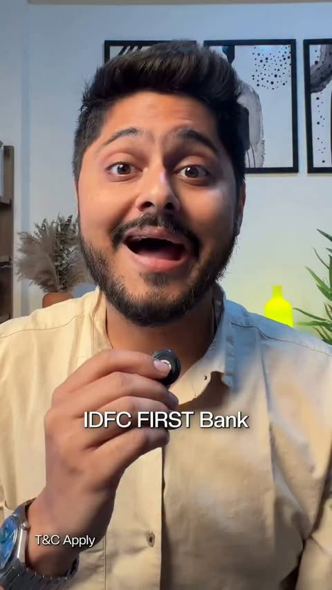 Instagram post by @thatcreditcardguy for IDFC FIRST Bank. Caption reads: IDFC FIRST Bank just introduced ZERO forex across....