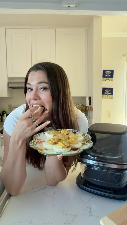 Instagram post by @liviemaher for Cuisinart. Caption reads: Putting my free will to good use with @cuisinart....