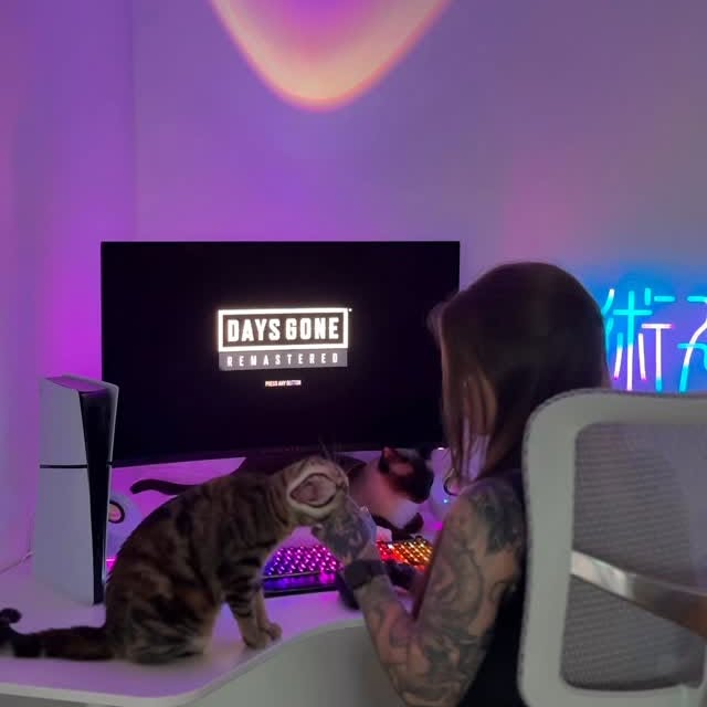 Instagram post by @jasgami for PlayStation DACH. Caption reads: Getting ready to play Days Gone Remastered with my....