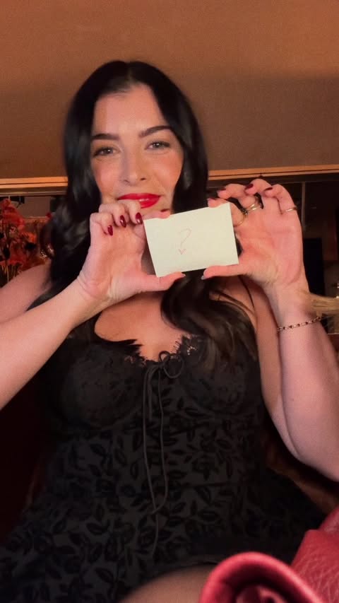 Instagram post by @katybellotte for DSW. Caption reads: Surprise! I had @halleykmcg in the @dsw....