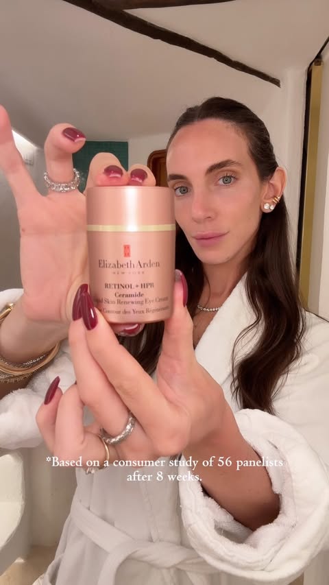 Instagram post by @joycechabb for Elizabeth Arden. Caption reads: [...] + HPR Ceramide Eye Cream from....