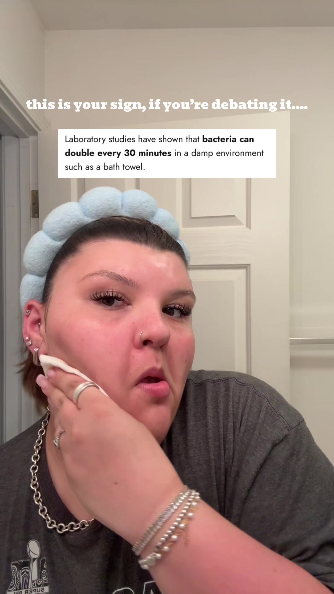 TikTok post by @discoveredbydanielle for Clean Skin Club. Caption reads: [...] those towels on your face!😩🤯 @Clean Skin....