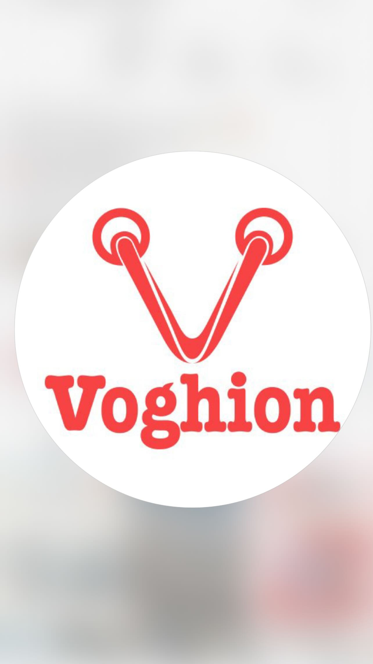 Instagram post by @lifesstyle_byessa for Voghion. Caption reads: @voghion_global❤️😍 #voghion #voghipnglobal....