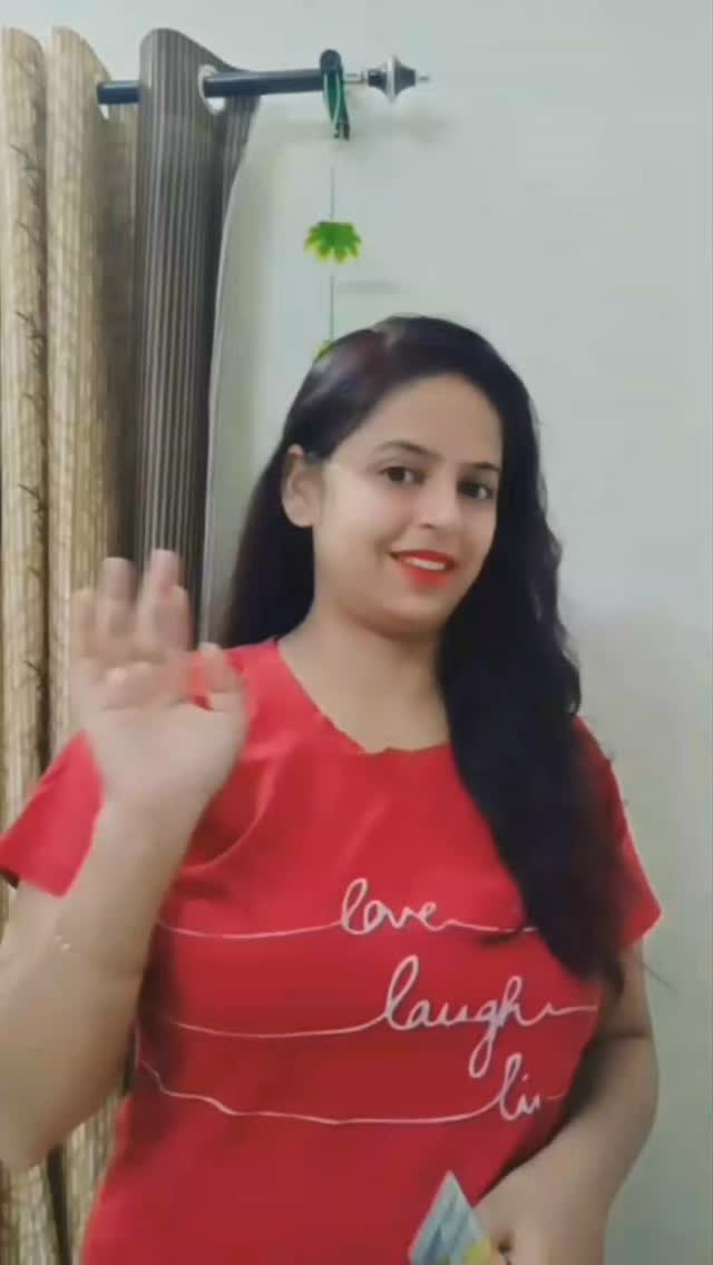 Instagram post by @sachdevageet23 for Smytten. Caption reads: Try Garnier Serum Cleaner for visibly brighter....