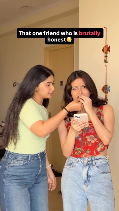 Instagram post by @akritirawat_ for Everyuth Naturals. Caption reads: [...] My go-to for getting rid of tan? Everyuth....