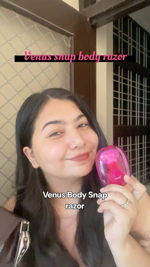 Instagram post by @carewithdiv for Gillette Venus. Caption reads: Fits in my palm, lives in my bag 💕 Venus Snap is....