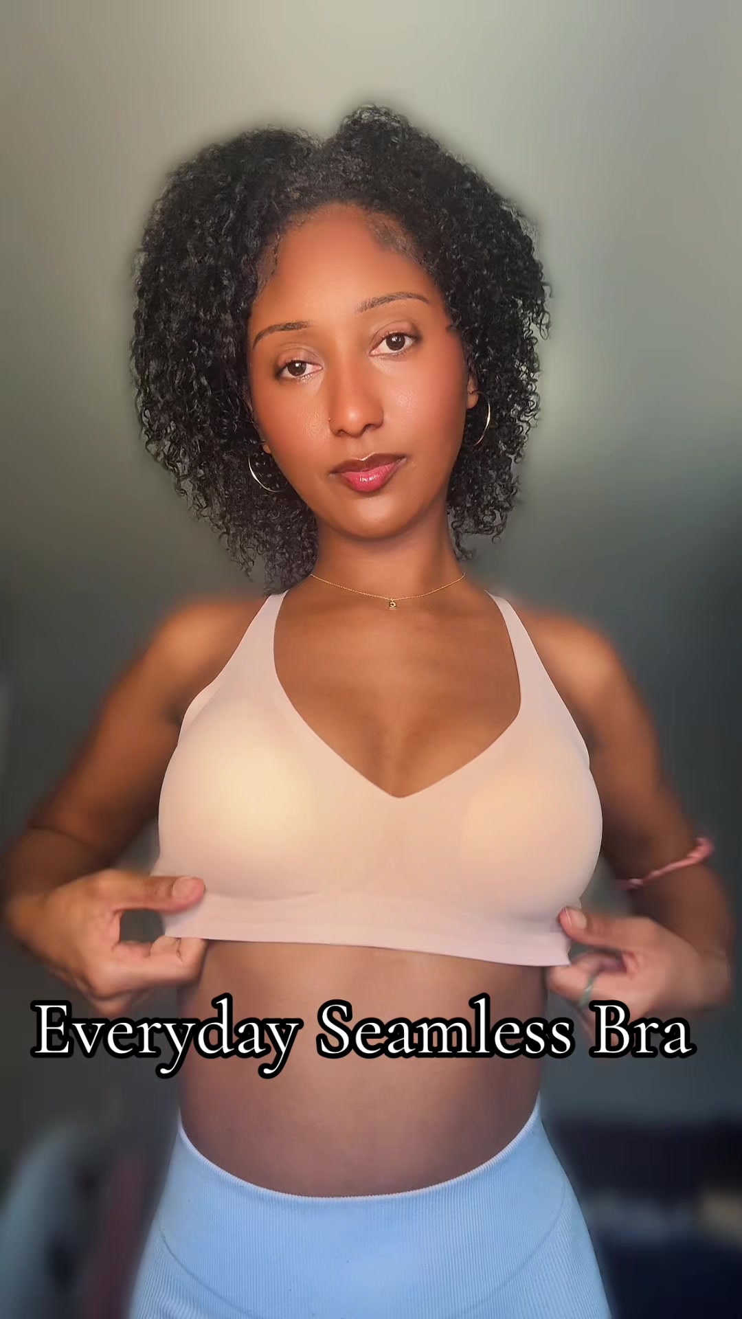 TikTok post by @cen_1111 for Soft Intention. Caption reads: Everyday Seamless Bra 💕 @Soft Intention  #fyp....