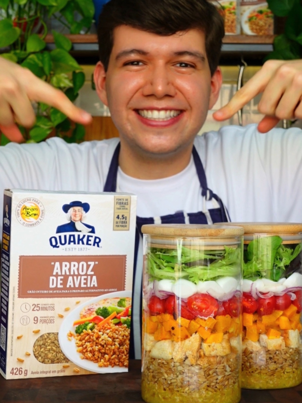 TikTok post by @receitasdorafa for Quaker. Caption reads: Essa receita é perfeita pra você se alimentar bem....
