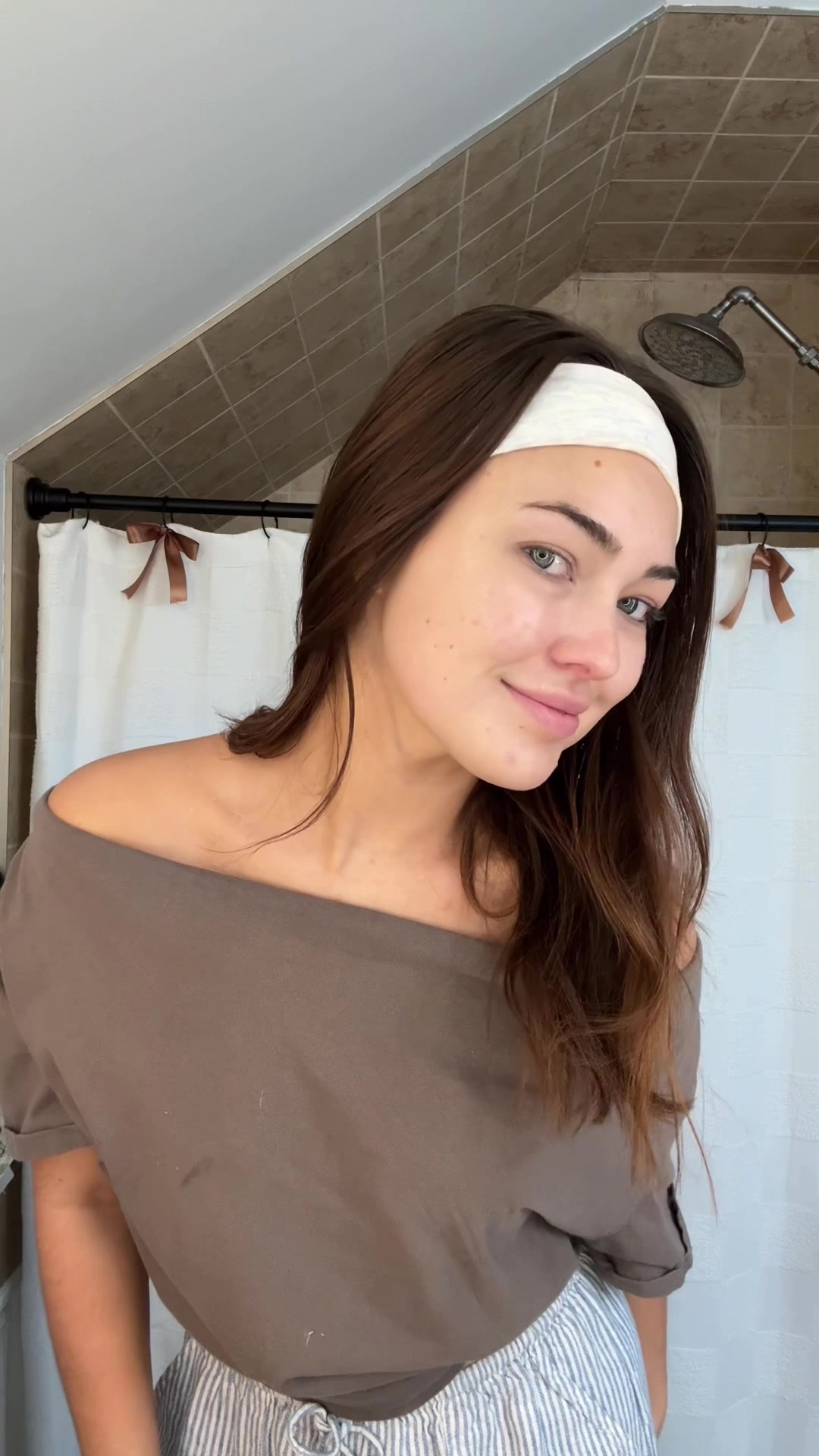 TikTok post by @madisons.16 for APRILSKIN. Caption reads: My skin said “thank you” immediately @APRILSKIN....