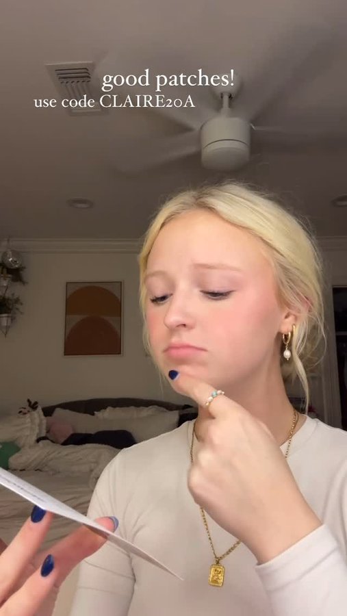 Instagram post by @reviews.by.claire for The Good Patch. Caption reads: thank ya @thegoodpatch 
#thegoodpatchpartner....