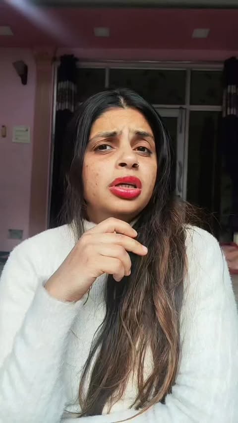 Instagram post by @iam_nabilasaif for Closeup. Caption reads: [...] Day gift idea: Make this video on....