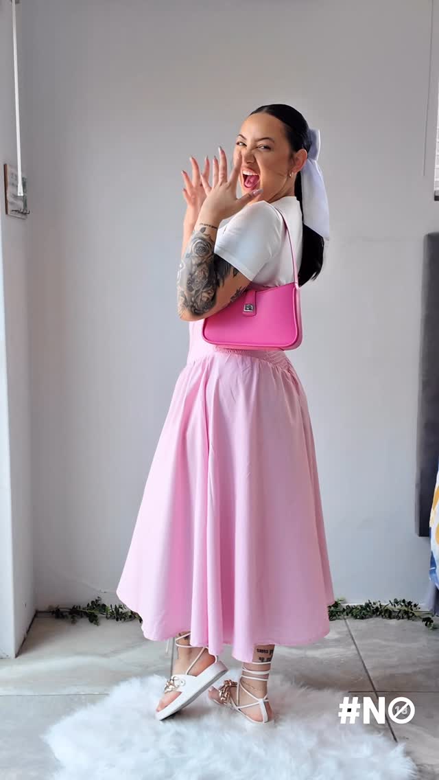 Instagram post by @neevan_ferris for Smirnoff. Caption reads: Getting ready to turn up with my girl and....