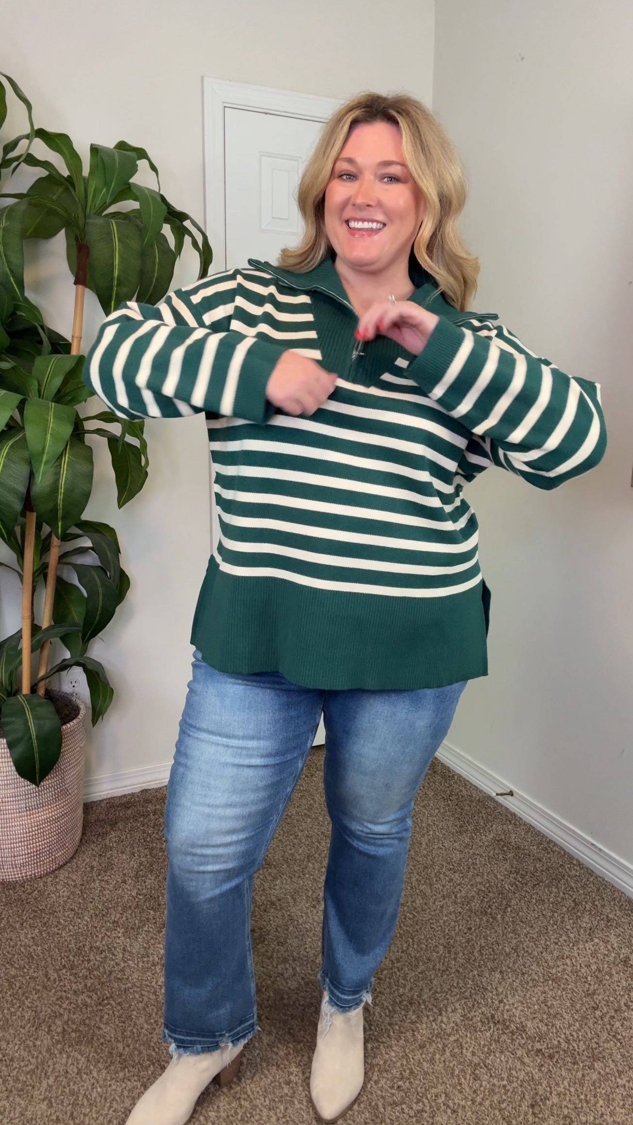 Instagram post by @taren_denise for Chic Soul. Caption reads: 💙LABOR DAY SALE💙 30% off sitewide @shopchicsoul....