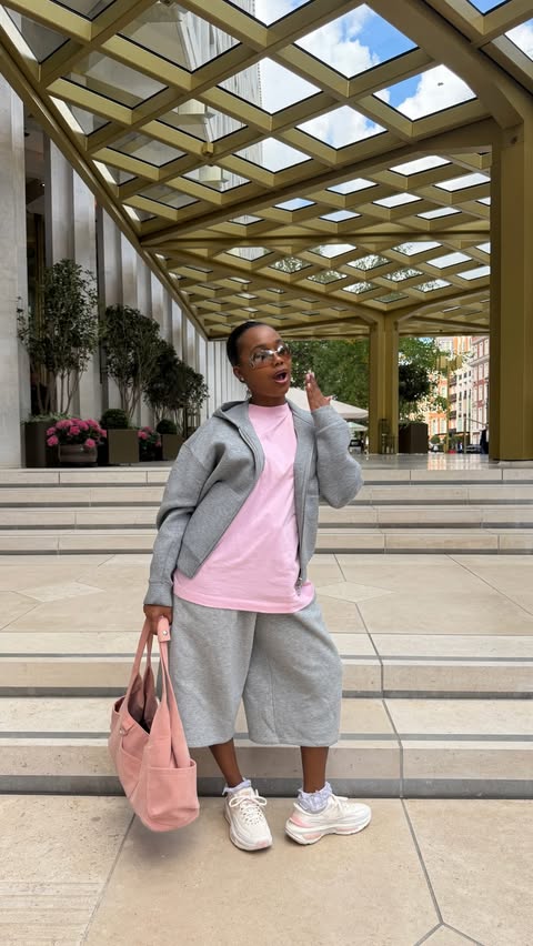 Instagram post by @michemingg for SKECHERS. Caption reads: The key to happiness is having new @skechers_uk....