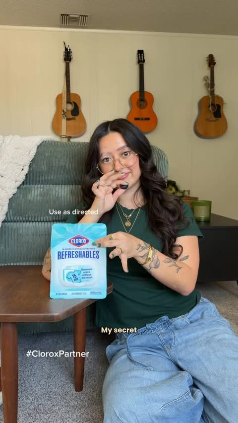 Instagram post by @charliandrea for Clorox. Caption reads: [...] just got soooo much easier 🌟 try Clorox....