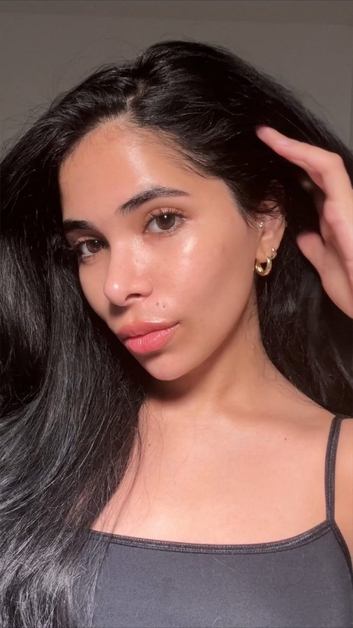 Instagram post by @sarahsaleen for Skinfix. Caption reads: The barrier cream that’s been saving my skin for....