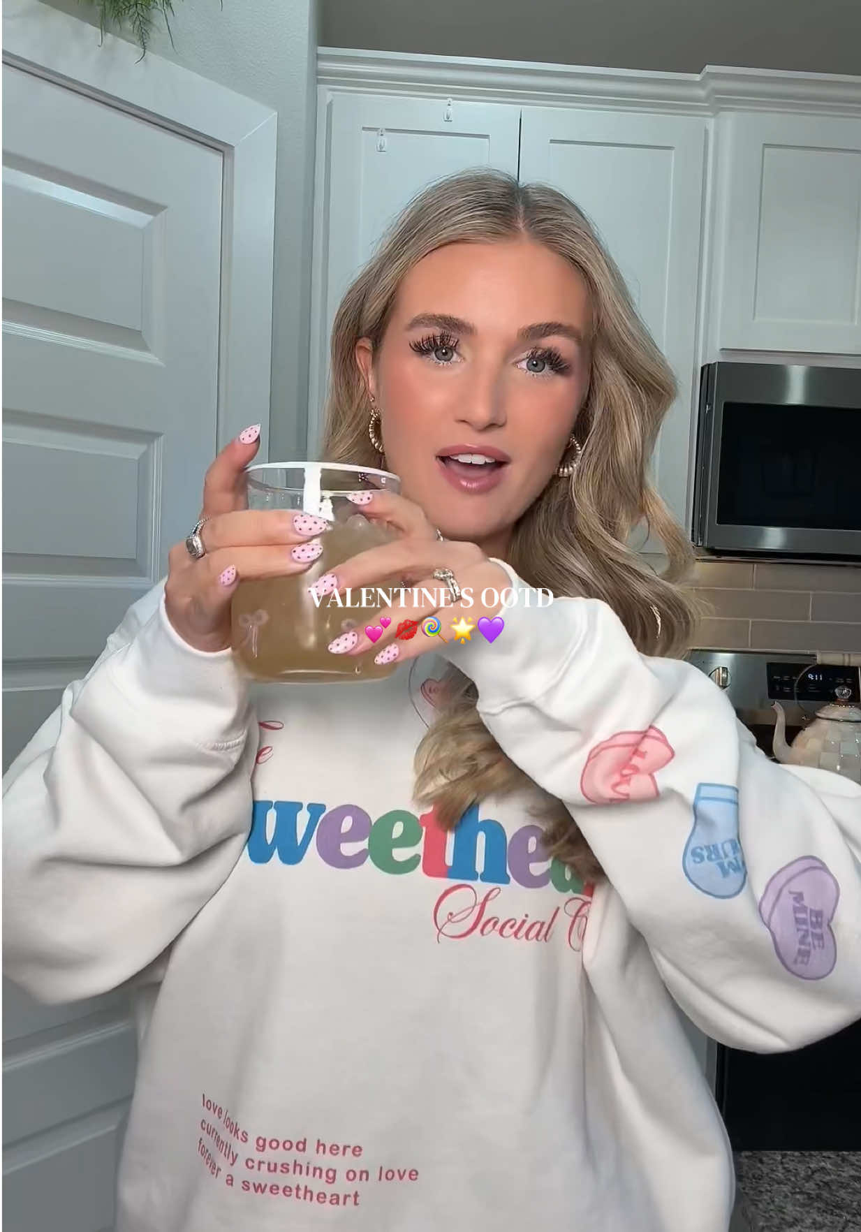 TikTok post by @madilynjoydavis for United Monograms. Caption reads: [...] day!! So cozy and girly!! 💕💋🩵 @United....