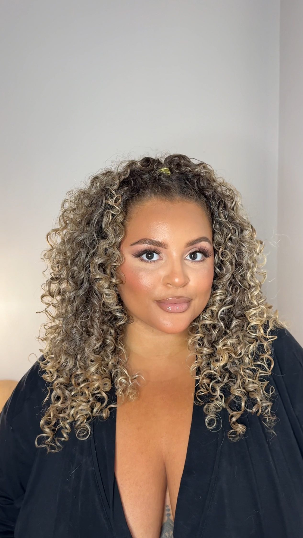 Instagram post by @scoutureox for The Mane Choice. Caption reads: A simple curly style I’ve been loving lately,....