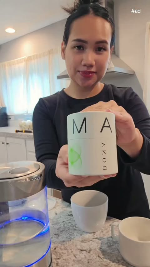 Instagram post by @beger_family for Stack Influence. Caption reads: [...] high-quality matcha. 💚 @drinkdona....