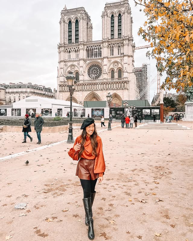 Instagram post by @thelivstyle for Red Dress. Caption reads: [...] the bells, it’s Cyber Monday! 🔔....