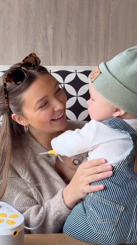 Instagram post by @chlobellexx for Medela. Caption reads: [...] milk when he needs it! Adding in the....