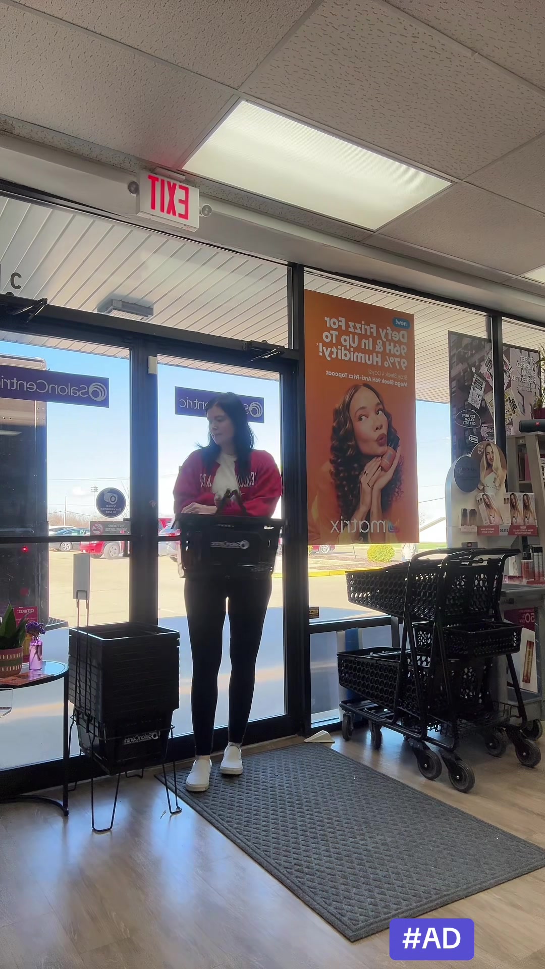 TikTok post by @siiriparkss for SalonCentric. Caption reads: What’s on your holiday hair wishlist???....