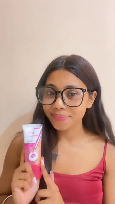 Instagram post by @sejalkerketta for Glow & Lovely Indonesia. Caption reads: Been loving the healthy bright look that Glow And....