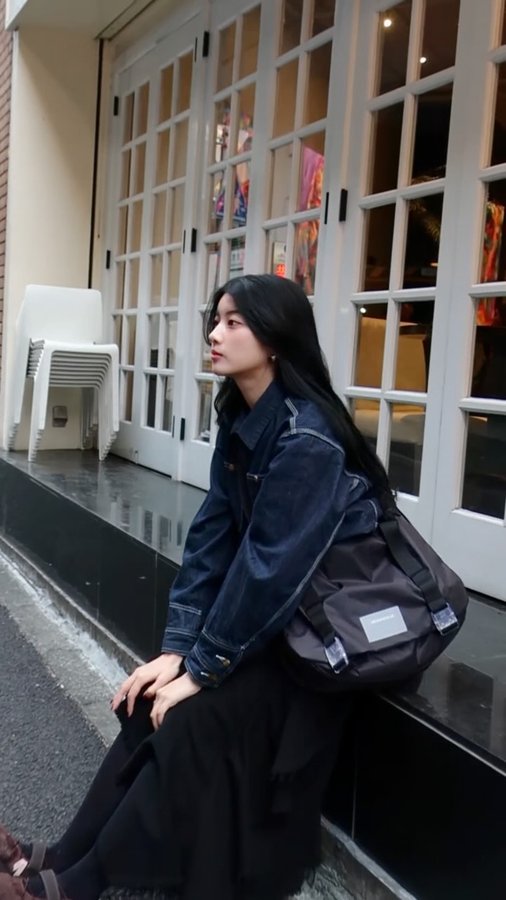 Instagram post by @htminute.gram for Beyond The Vines. Caption reads: [...]....